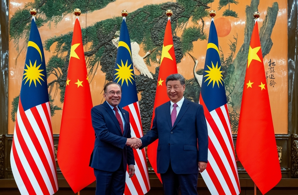‘I want this to really work’: Anwar tells Xi Malaysia to fast-track cooperation with China Prime Minister Datuk Seri Anwar Ibrahim meets with Chinese President Xi Jinping at the Great Hall of the People in Beijing on September 2, 2025. — Bernama pic