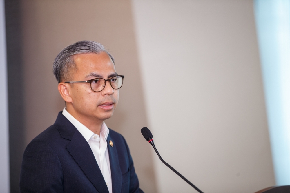 Why not cash? RM100 Sara credit meant only for essentials, says Fahmi Communications Minister Datuk Fahmi Fadzil speaking to reporters at the weekly post-Cabinet press conference here. — Picture by Raymond Manuel