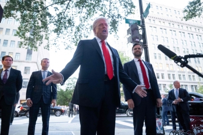 Trump distances himself from Israel attack on Doha, but calls eliminating Hamas a ‘worthy goal’ Donald Trump (centre) rebuked Israeli Prime Minister Benjamin Netanyahu for Israel’s surprise attack on Qatar, a US ally in the Middle East. — AFP pic
