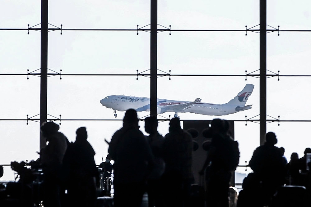 KLIA now second busiest in South-east Asia, fuelled by more airlines and visa-free travel The Kuala Lumpur International Airport (KLIA) has reportedly risen to second place among Southeast Asia’s busiest airports, recording 3.32 million departing seats in August. ― Picture by Hari Anggara