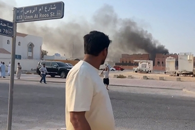 Qatar blasts Israeli strike on its soil, warns Netanyahu must be ‘brought to justice’ Qatar’s prime minister warned Wednesday that an unprecedented Israeli strike in Doha targeting Hamas killed hope for Gaza hostages, calling for Israeli leader Benjamin Netanyahu to be ‘brought to justice’. — AFP pic