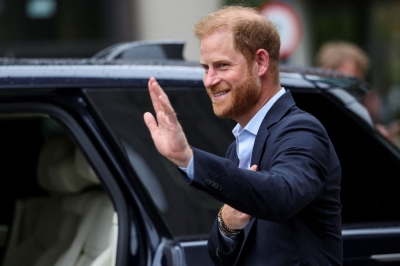 Royal ice thaws: Prince Harry has tea with King Charles in London after 19-month estrangement Britain’s Prince Harry, Duke of Sussex waves as he departs the Centre for Blast Injury Studies, at the Imperial College in London, on September 10, 2025. — AFP pic