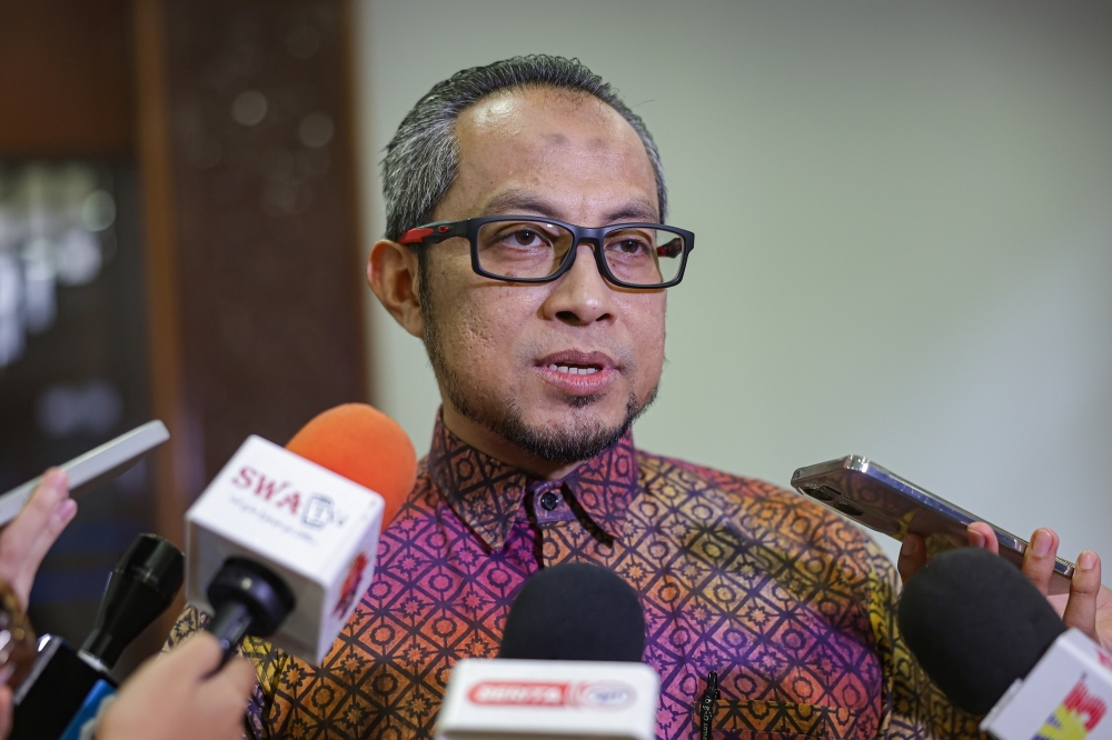 Malaysia Day 2025: Vibrant cultural performances and exhibitions ready for national celebration in Butterworth National Department for Culture and Arts (JKKN) director-general Mohd Amran Mohd Haris said this year’s performances are set to be more vibrant, thanks to the strong participation of Penang-based non-governmental organisations, who are playing a key role. — Bernama pic