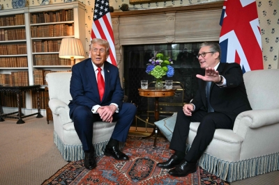 Trump’s UK visit shifts from royal pageantry to talks on trade, Ukraine and Gaza Britain’s Prime Minister Keir Starmer and US President Donald Trump sit down for a bilateral meeting at Chequers, in Aylesbury, central England, on September 18, 2025. — AFP pic