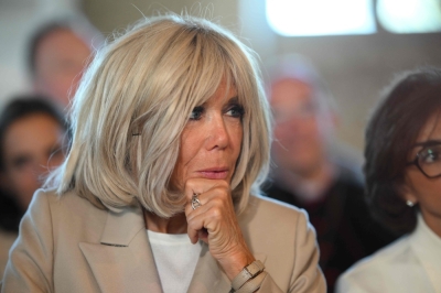 French first couple to present ‘scientific’ evidence in lawsuit against US influencer French President's wife Brigitte Macron is suing conservative American commentator Candace Owens for the latter's claims that the former is transgender. — AFP pool pic