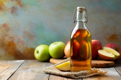Health hype bust: Apple cider vinegar weight loss study pulled Once hailed as a weight loss miracle, apple cider vinegar is now under scrutiny after a major study was retracted. — ETX Studio pic