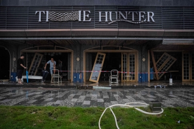 Hong Kong reopens after Cyclone Ragasa batters city with flooding, flight chaos Damage to a seaside restaurant is seen in Tseung Kwan O after Super Typhoon Ragasa hit Hong Kong on September 24, 2025. — AFP pic
