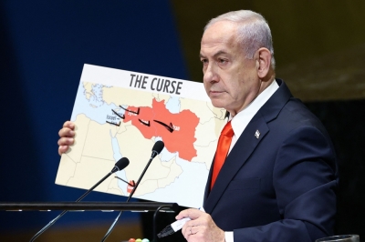 Netanyahu calls Palestinian state ‘national suicide’ for Israel in fiery UN speech Israeli Prime Minister Benjamin Netanyahu holds a map as he speaks during the General Debate of the United Nations General Assembly at UN headquarters in New York City on September 26, 2025. — AFP pic