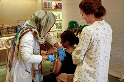 Misinformation derails Pakistan’s first HPV vaccine drive as parents shut doors on health workers A health worker administers an HPV vaccine to a girl in Karachi on September 24, 2025. The nationwide cervical cancer vaccination drive was hampered by misinformation, with some parents rejecting jabs and schools shutting their doors. — AFP pic