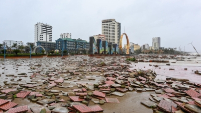 At least 11 dead, 20 missing as Typhoon Bualoi tears through Vietnam Typhoon Bualoi damages buildings and power lines along Vietnam’s coast, leaving at least 11 dead. —AFP pic