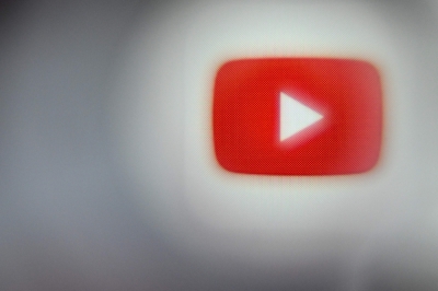 ‘Wrongfully censored’: Trump wins multimillion-dollar payout from YouTube The online video platform, a subsidiary of Google parent Alphabet, is the latest Big Tech firm to settle with Trump after he lodged legal cases challenging his broad deplatforming by Big Tech after January 6. — AFP pic