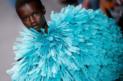 Stella McCartney’s Paris show takes on fashion’s ‘barbaric’ feather trade A model presents a creation by Stella McCartney for the Women Ready-to-wear Spring-Summer 2026 collection as part of the Paris Fashion Week September 30, 2025. — AFP pic