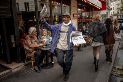 Meet Ali Akbar, the last paper hawker in Paris who still shouts the headlines Akbar has been homeless, experienced extreme poverty and had even been attacked — but despite the hardships, he said he has never given up. — AFP pic
