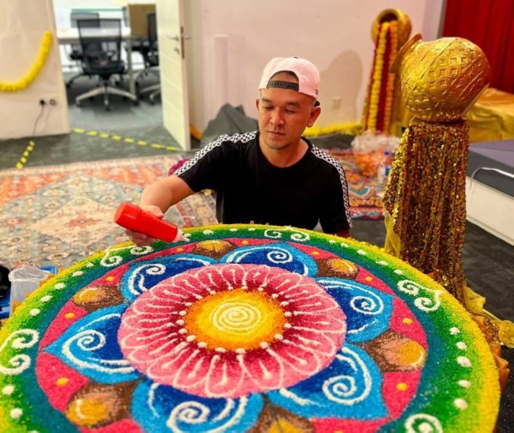 ‘I was drawn to its beauty’: Malay teacher’s ‘kolam’ art bridges cultures, wins praise online