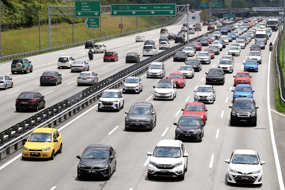 Deepavali travel rush underway as Malaysians hit the highways for the long weekend Traffic is seen on the North-South Expressway near the Nilai Toll Plaza on April 23, 2023. — Bernama pic
