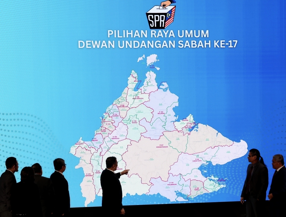 UMS convocation ceremony to start one day later to accommodate Sabah polling day UMS board of directors chairman Datuk Abdul Rahman Dahlan said the university initially fixed November 29 as the first day of its convocation without knowing it would coincide with the state polls. — Bernama pic