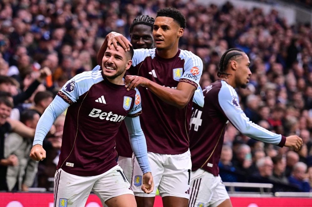 Tottenham’s home struggles deepen in 2-1 defeat to Aston Villa