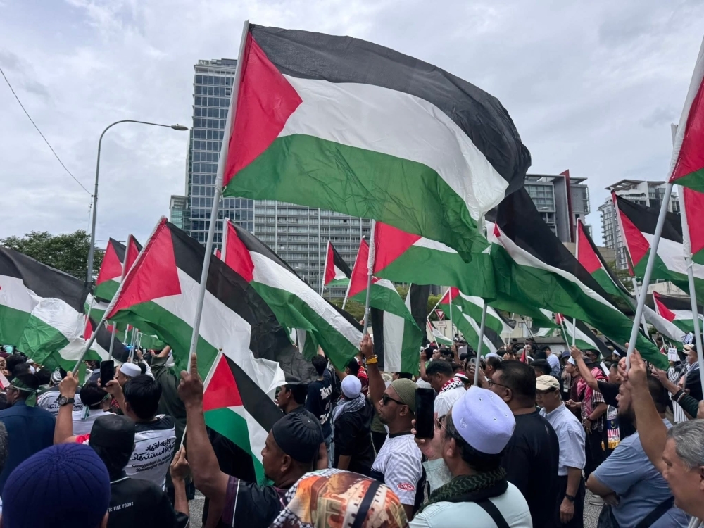 ‘No untoward incidents’: Police say 700 gathered peacefully to protest against Trump’s visit — Picture via Facebook/Dewan Pemuda Pas Kawasan Pandan