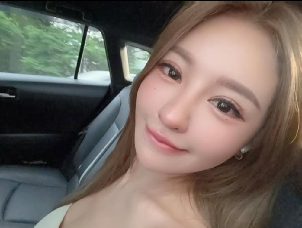 Parents of Taiwanese influencer ‘Nurse Goddess’ unable to travel to Malaysia, rep appointed to handle matters, says manager Taiwanese influencer Hsieh Yu-hsin’s parents will not be able to personally visit Malaysia due to health reasons and disabilities, but will instead have a representative handle her posthumous affairs. — Picture via Instagram