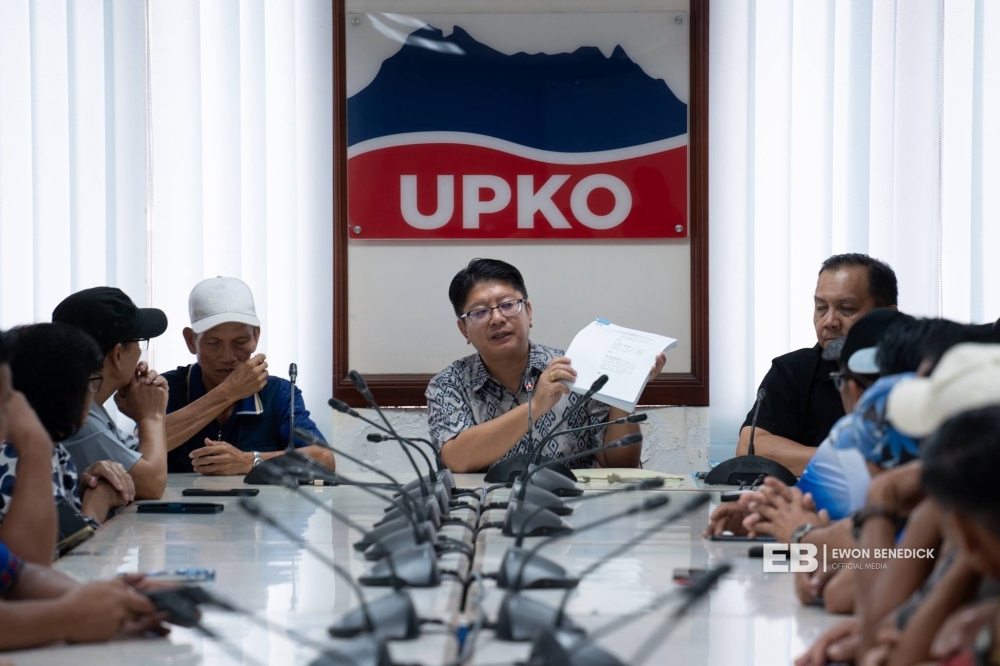 Ewon Benedick remains Sabah Pakatan chairman despite stepping down from federal Cabinet position Datuk Ewon Benedick remains the Sabah Pakatan Harapan (PH) chairman despite stepping down from his position as Entrepreneur Development and Cooperatives Minister in the Federal Cabinet. — Picture via Facebook/Ewon Benedick Official Media