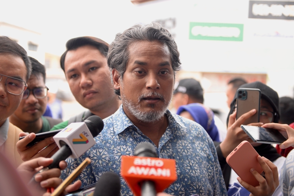 Khairy to hit Sabah campaign trail for ‘old friends’ despite uncertain Umno return Khairy said today he accepted invitations and requests from former Umno Youth colleagues to help Barisan Nasional candidates campaign in Sabah. — File picture by KE Ooi