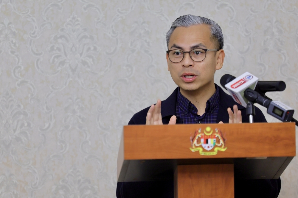 Malaysia ranks among world’s cheapest for internet per gigabyte, says Fahmi Communications Minister Datuk Fahmi Fadzil delivers his speech at a Meet-and-Greet Session with the Malaysian Diaspora at Rumah Malaysia in Baku, Azerbaijan, November 17, 2025. — Bernama pic