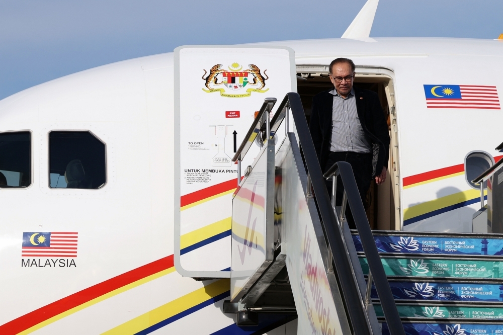 PM Anwar flies to Ethiopia, South Africa and Kenya this week to boost trade and diplomacy Prime Minister Datuk Seri Anwar Ibrahim will be visiting three fast-growing African economies from November 18 to 24, 2025 to meet state leaders, business and youth to expand trade and diplomatic ties. — Bernama pic