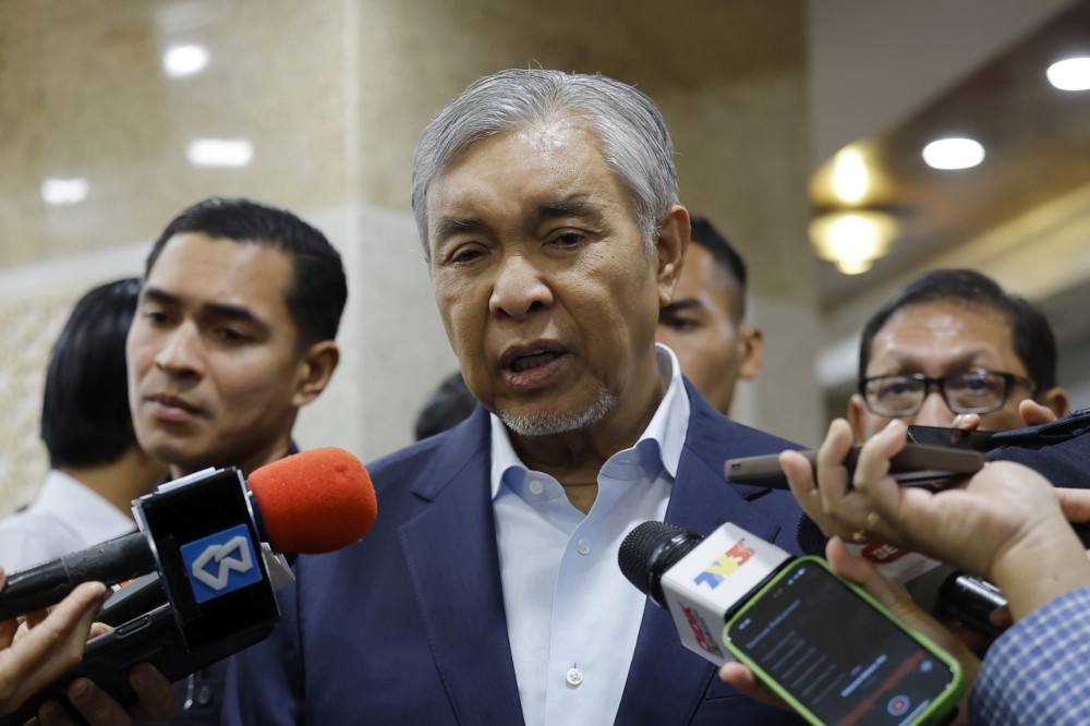 Zahid: Over 13,000 affected as govt mobilises security agencies to tackle floods in east and north Peninsular Malaysia Deputy Prime Minister Datuk Seri Ahmad Zahid Hamidi, in his capacity as Central Disaster Management Committee chairman, said 63 temporary relief centres have been activated so far in affected areas. — Bernama pic