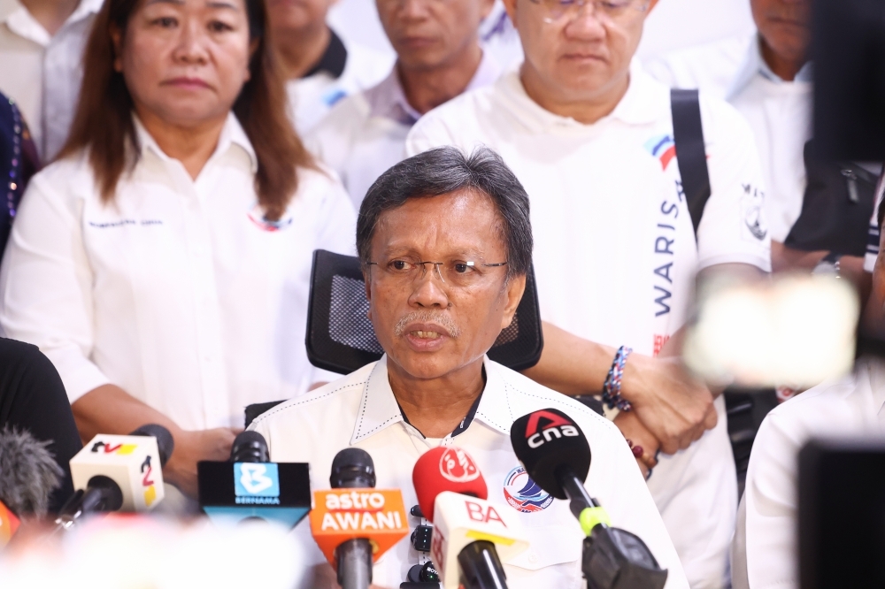 Shafie’s contempt proceedings in Zara Qairina inquest moved to Dec 18 A court check showed the mention date was brought forward following a letter from Shafie’s counsel dated November 21. The court subsequently allowed the matter to be mentioned on December 18. — Bernama pic