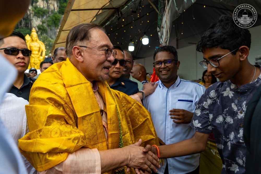 Anwar hopes Thaipusam brings peace, gratitude and unity to Malaysians | Malay Mail