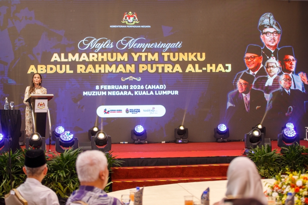 ‘His laughter is still fresh’: Granddaughter remembers Tunku Abdul Rahman on 123rd birthday Datin Sri Sharifah Menyalara Syed Hussein, chairman of the Tunku Abdul Rahman Foundation, delivers her speech at the Commemoration Ceremony of the late Tunku Abdul Rahman Putra Al-Haj in Kuala Lumpur, February 8, 2026. — Picture by Raymond Manuel