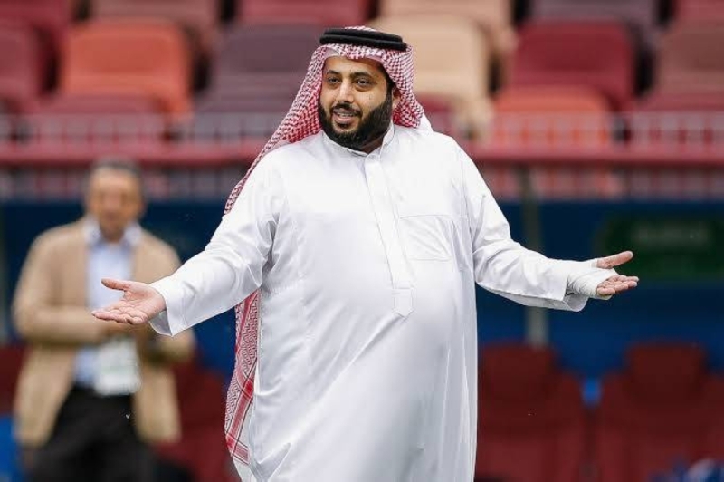 آل الشيخ يبحث عن "لاعب شاب سعودي" ويتعهد بدعمه.. ويكشف عن الشروط المطلوبة