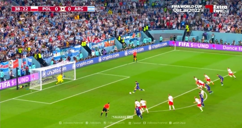 شاهد.. ميسي يهدر ركلة جزاء للمنتخب الأرجنتيني أمام بولندا في كأس العالم