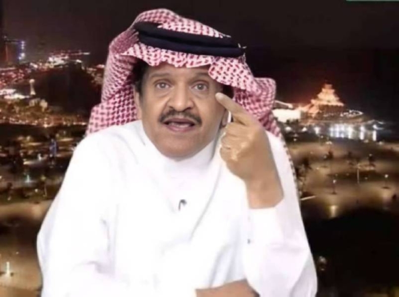 "جستنيه" يعلق على صورة تجمع حارس الاتحاد "المعيوف" مع لاعبي الهلال بعد الهزيمة!
