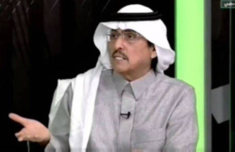 "الدويش" يعلق على مقطع فيديو يجمع لاعبي الهلال مع الحكم !