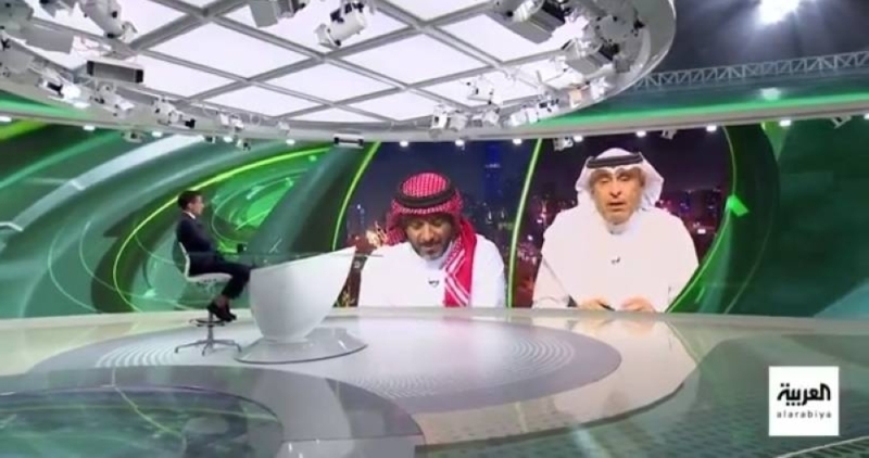 والأرقام خير دليل.. شاهد: عادل البطي يكشف عن أفضل لاعب في الموسم