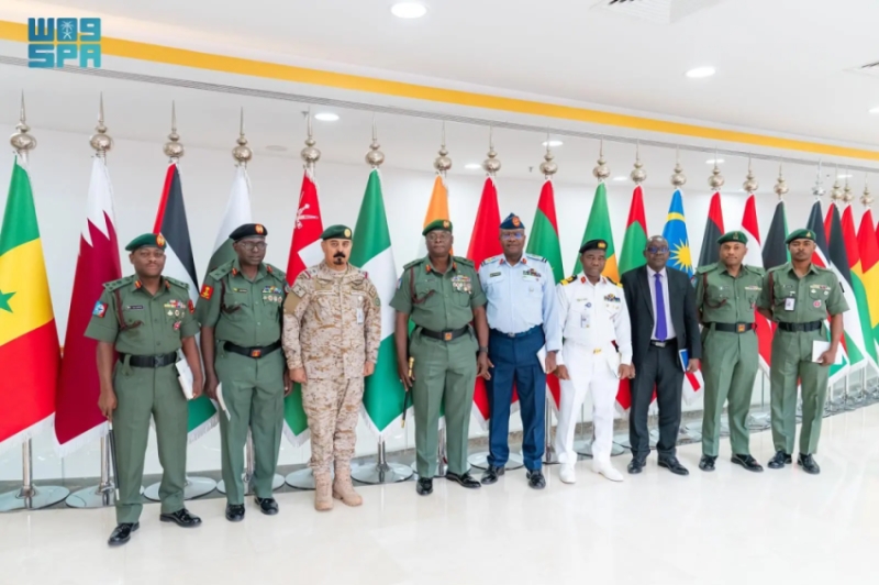 "التحالف الإسلامي" يستقبل وفد الدفاع النيجيري 2 2375453