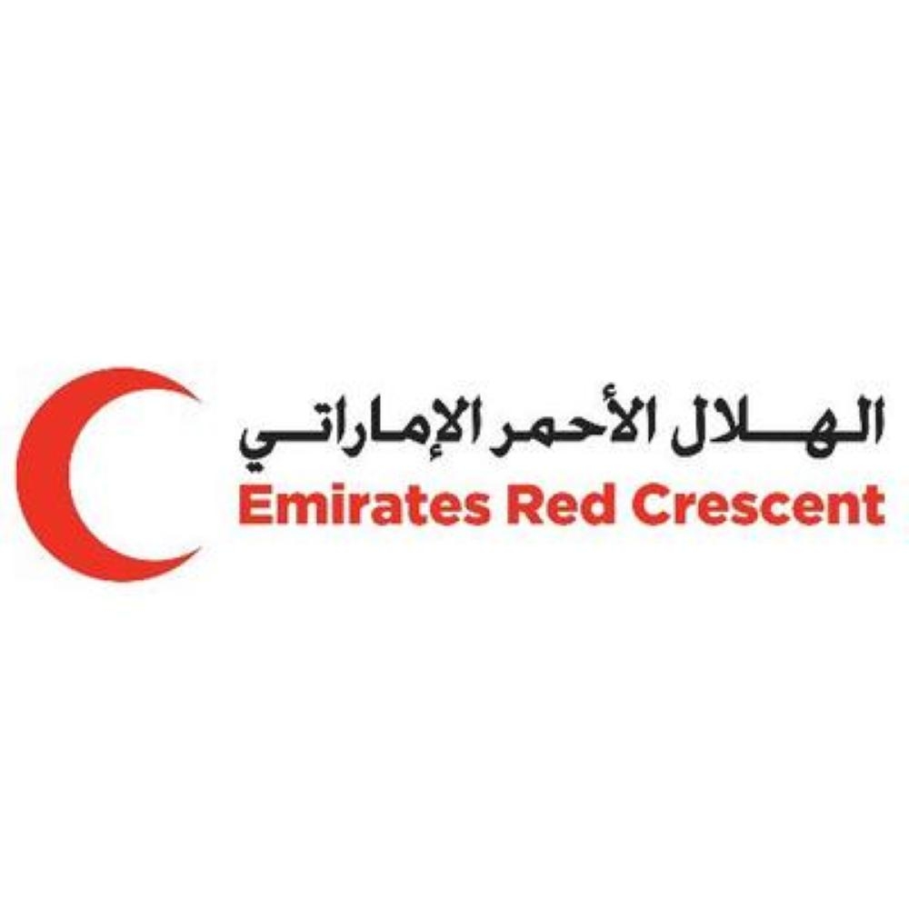 الهلال الأحمر الإماراتي يزيل مخلفات «لُبان» ويفك عزلة 7 قرى في المكلا