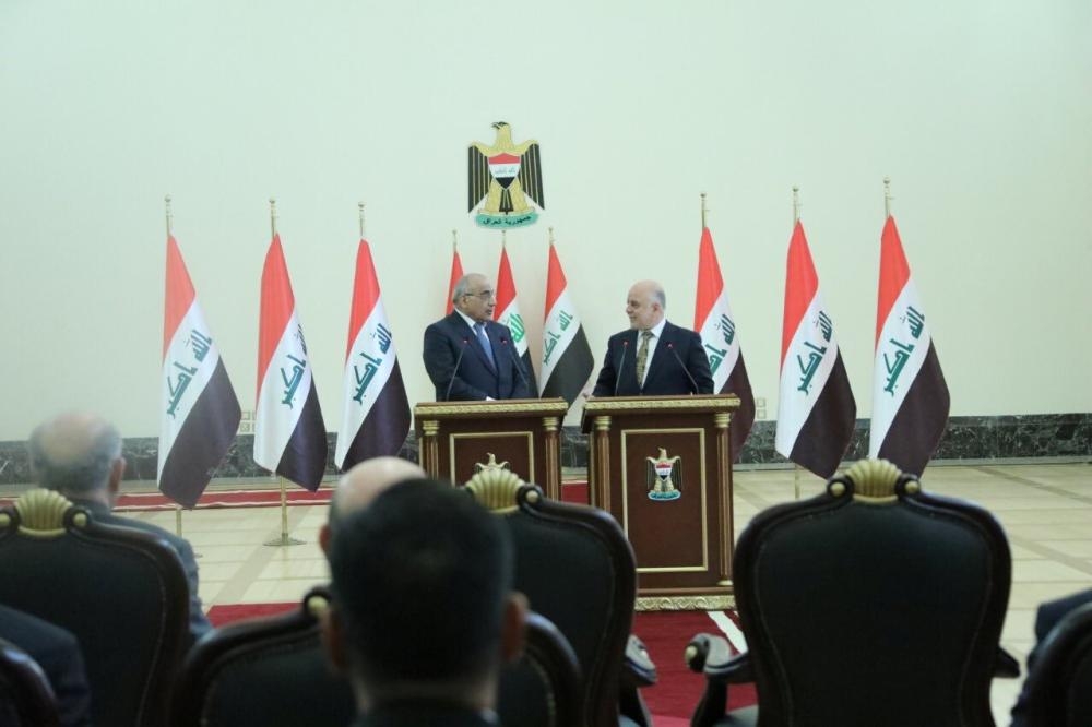 الحكومة العراقية الجديدة تصطدم بـ 5 ملفات ساخنة