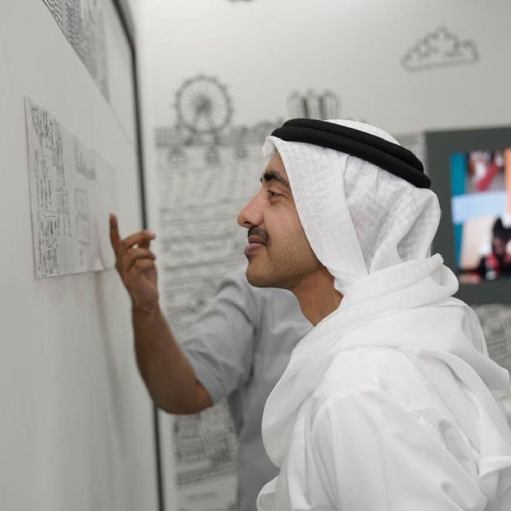 عبدالله بن زايد يفتتح معرض «فن أبوظبي» في دورته الـ 10