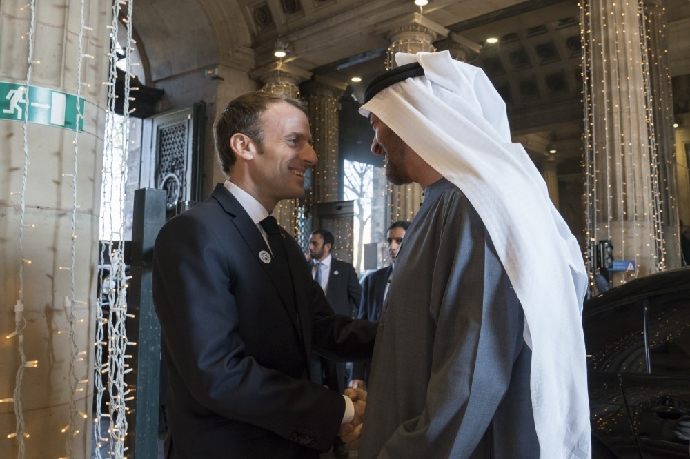 محمد بن زايد: الإمارات وفرنسا شريكتان في دعم السلام والاستقرار والحرب على التطرف