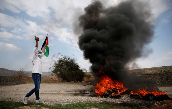 الفلسطينيون ينشدون «التضامن الدولي» في الجمعة الـ36 لمسيرات العودة