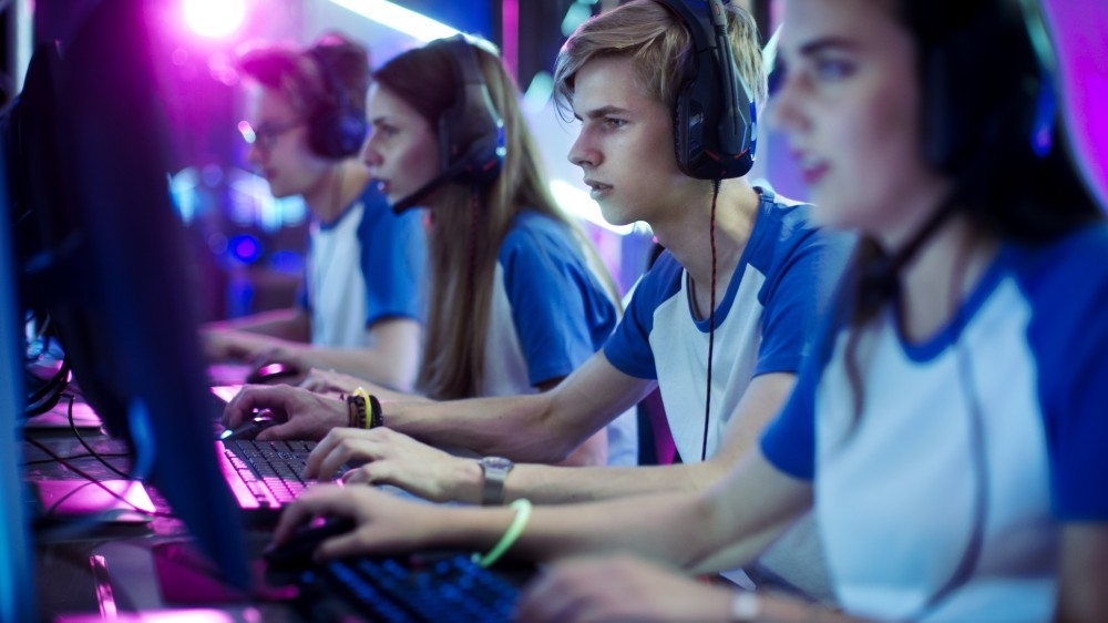 الألعاب الإلكترونية تؤثر بشكل مختلف جذرياً في الذكور والإناث