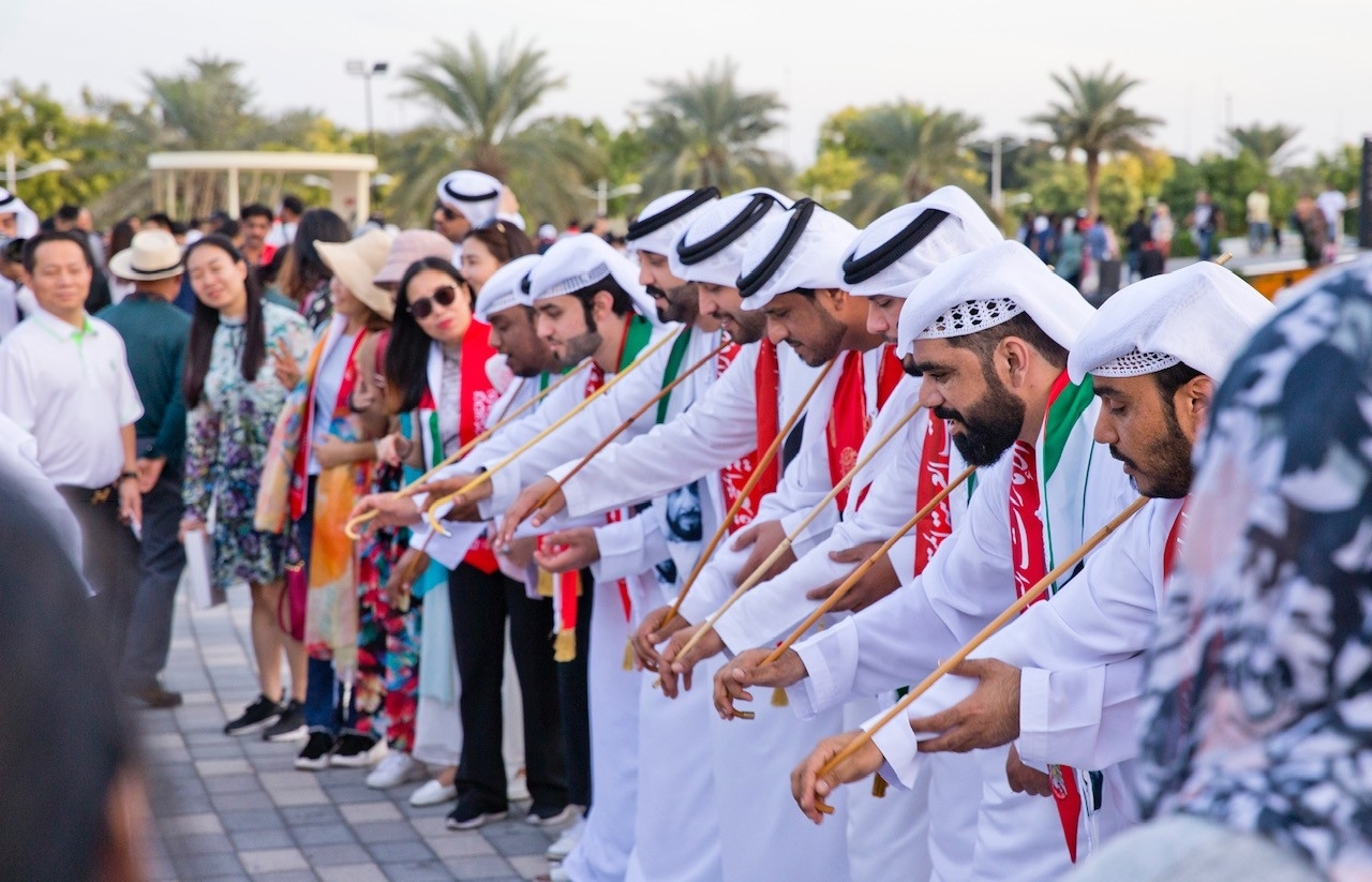 أهازيج وحرف يدوية وأزياء شعبية ..في «برواز دبي»