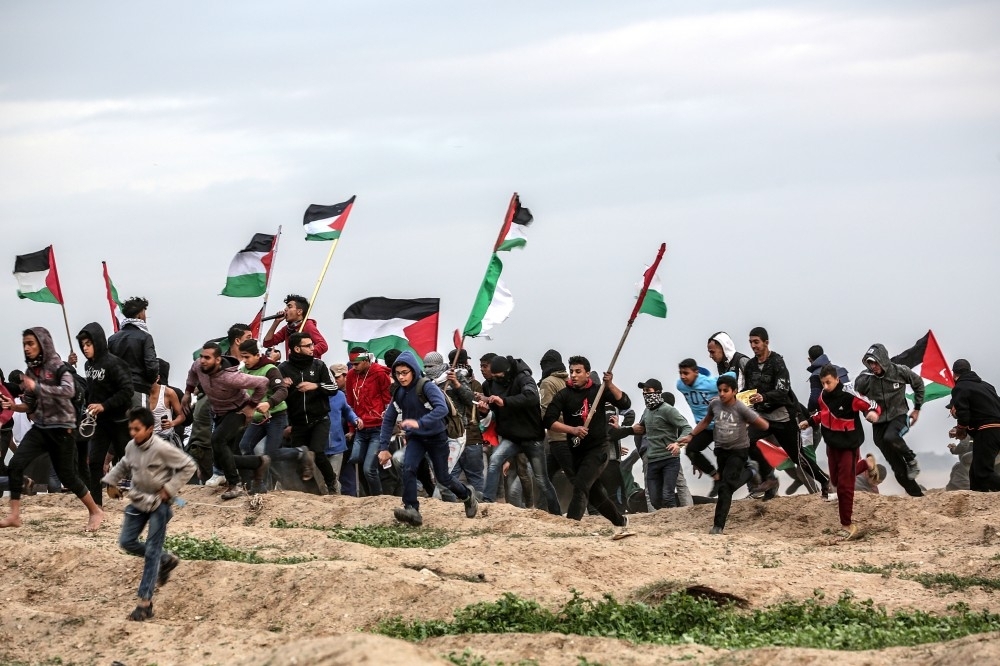 الاحتلال يقمع الفلسطينيين في جمعة «انتفاضة الحجارة الكبرى»