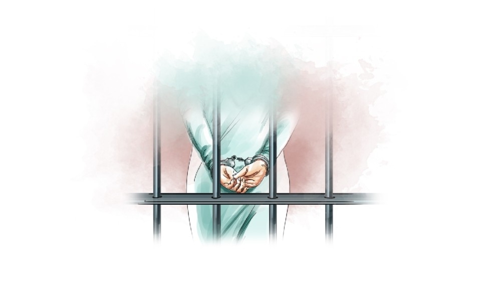 السجن 10 سنوات والإبعاد لامرأة استغلت مراهقات في الدعارة