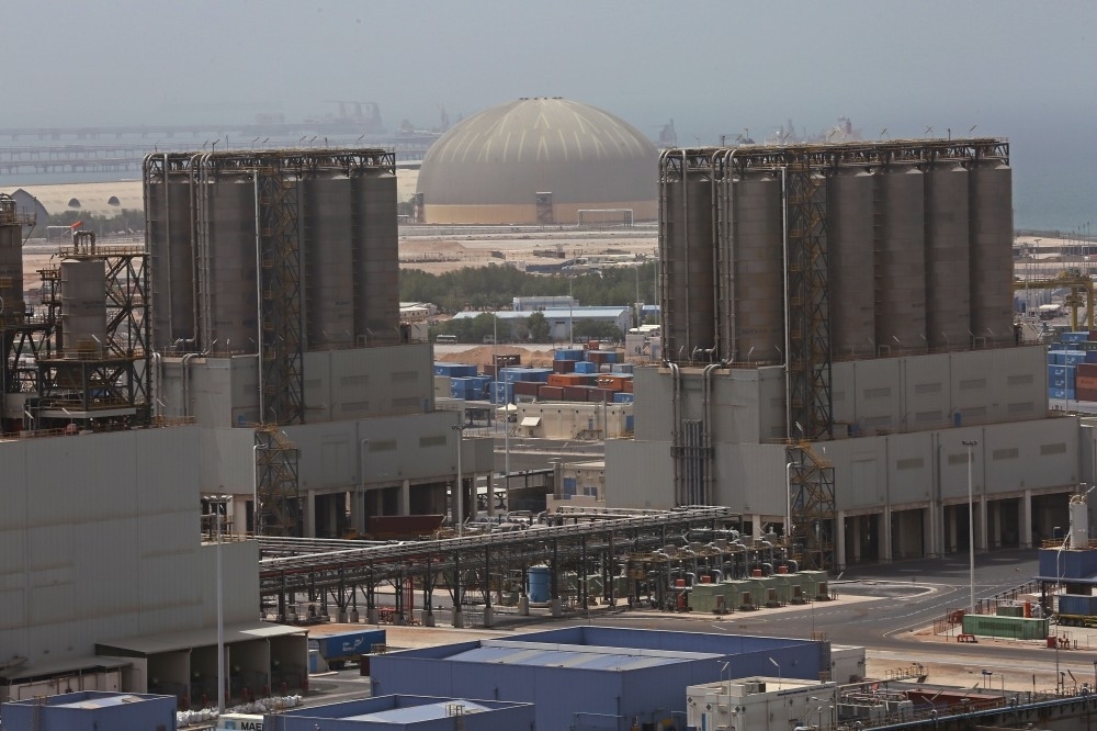 الإيرادات غير النفطية تدعم نمو اقتصاد الإمارات العام الجاري