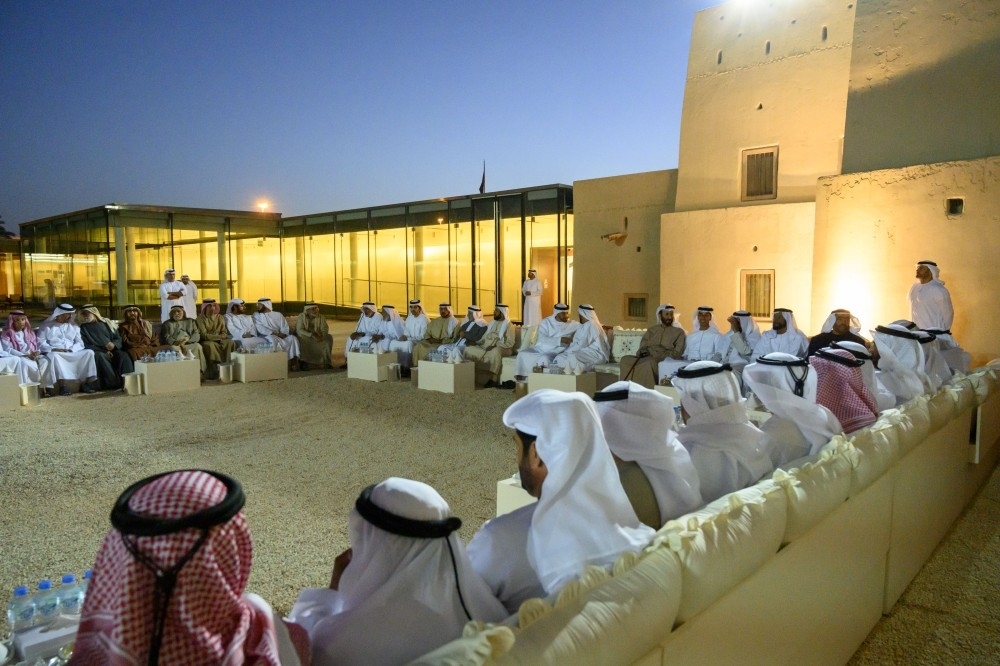 محمد بن زايد يلتقي أهالي مدينة العين في قصر المويجعي التاريخي