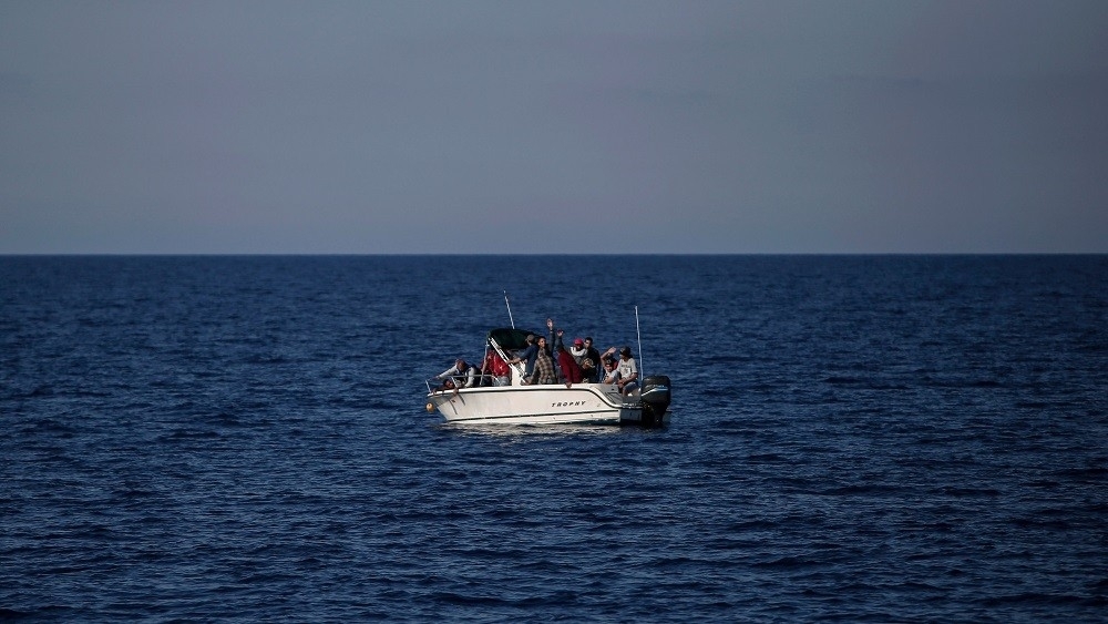 مخاوف من وفاة 117 مهاجراً بعد غرق قاربهم قبالة الساحل الليبي