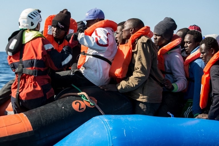 وزير الداخلية الإيطالي: تمت إعادة نحو 400 مهاجر إلى ليبيا